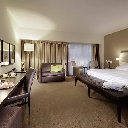 Lindner Antwerp, Part Of Jdv By Hyatt 4* Antverpy